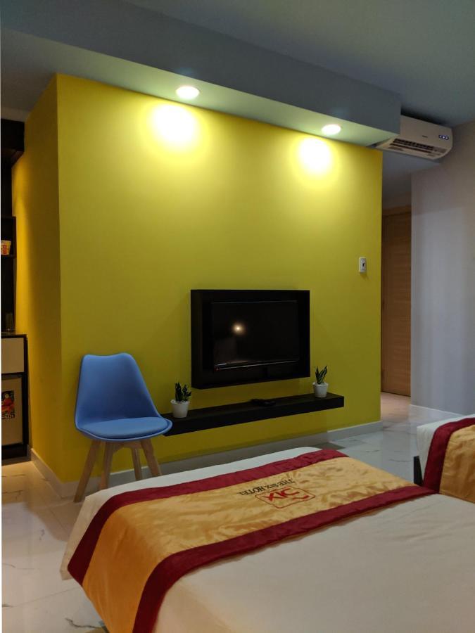 The Six Hotel Ho Chi Minh City Exterior photo